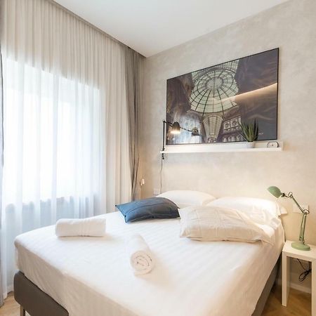 Duomo Deluxe Room Milan Exterior photo